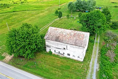 1952 Perry Hwy, Fredonia, PA 16124 - Photo 41