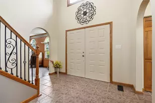 151 Woodbine Dr, Cranberry Township, PA 16066 - Photo 5