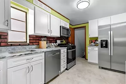 1126 Greenfield Avenue, Pittsburgh, PA 15217 - Photo 9