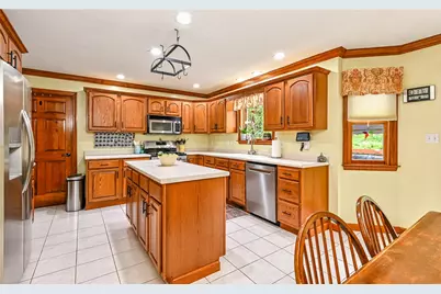 217 Meadow Spring Rd, Unity Township, PA 15601 - Photo 9