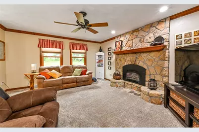 217 Meadow Spring Rd, Unity Township, PA 15601 - Photo 17