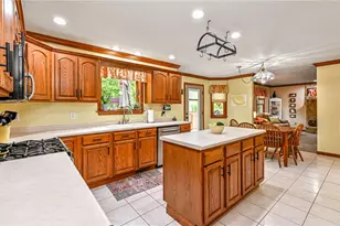 217 Meadow Spring Rd, Unity Township, PA 15601 - Photo 9