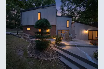 239 Frazier Lake Dr, Neshannock Township, PA 16105 - Photo 5