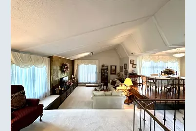 239 Frazier Lake Dr, Neshannock Township, PA 16105 - Photo 25