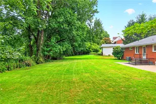 1234 Highland Ave, Harmony Township, PA 15003 - Photo 3