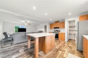 1140 State Route 711, Donegal, PA 15687 - Photo 5