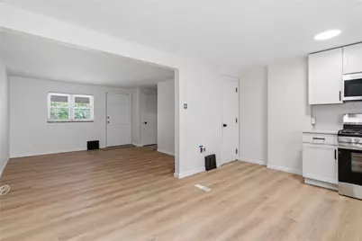 8104 Westmoreland Ave, Pittsburgh, PA 15218 - Photo 11