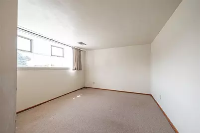 704 Limestone Drive, Pittsburgh, PA 15101 - Photo 27
