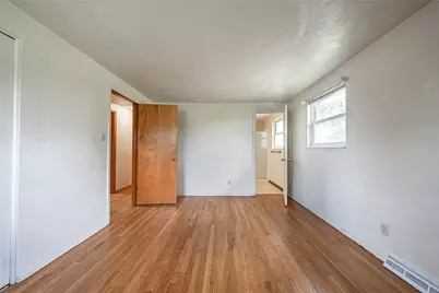 704 Limestone Drive, Pittsburgh, PA 15101 - Photo 17