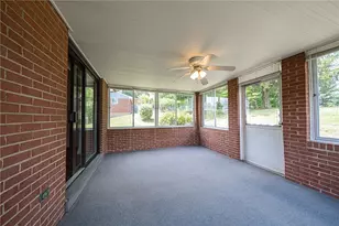 704 Limestone Dr, Pittsburgh, PA 15101 - Photo 7