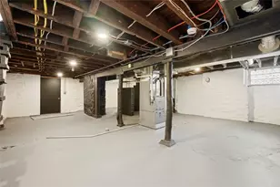 221 Bonvue St, Pittsburgh, PA 15214 - Photo 27