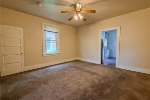 438 Glenwood Dr, Ambridge, PA 15003 - Photo 11