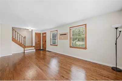 274 S Oakdale Ave, Hermitage, PA 16148 - Photo 5