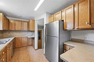 274 S Oakdale Ave, Hermitage, PA 16148 - Photo 11