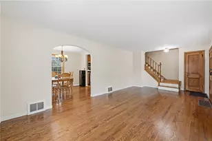 274 S Oakdale Ave, Hermitage, PA 16148 - Photo 7