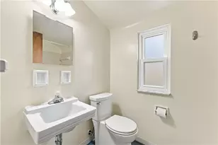 1276 Raven Dr, Scott Township, PA 15243 - Photo 21