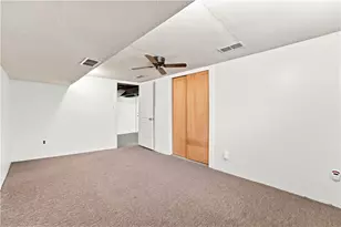 1276 Raven Dr, Scott Township, PA 15243 - Photo 23