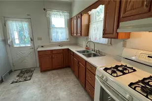 421 Argonne Dr, New Kensington, PA 15068 - Photo 7