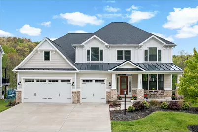 321 Crest Ln, Adams Township, PA 16046 - Photo 1