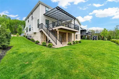 321 Crest Ln, Adams Township, PA 16046 - Photo 47