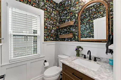 321 Crest Ln, Adams Township, PA 16046 - Photo 21