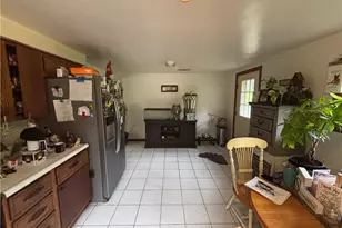 121 Cumer Rd, Cecil, PA 15057 - Photo 5