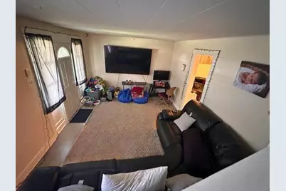 1045 Pennsylvania Ave., Clairton, PA 15025 - Photo 13