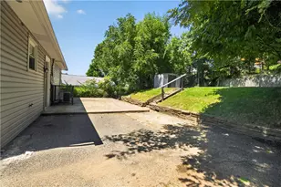 1329 New York Ave, Port Vue, PA 15133 - Photo 9