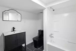 1943 Dartmore St, Pittsburgh, PA 15210 - Photo 27