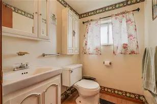 1364 Berryman Ave, South Park, PA 15129 - Photo 13