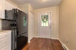 112 Winston Way, Greensburg, PA 15601 - Photo 11
