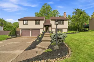 2890 Amy Dr, South Park, PA 15129 - Photo 1