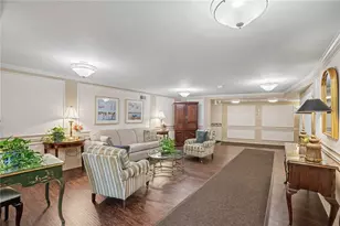 1500 Cochran Rd, Scott Township, PA 15243 - Photo 5