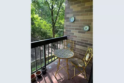 1500 Cochran Road #515, Scott Township, PA 15243 - Photo 31