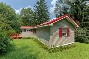 1021 Pine Blvd, Dunbar Township, PA 15431 - Photo 3