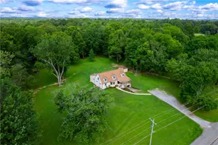 407 N Liberty Rd, Liberty Township, PA 16127 - Photo 5