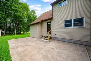 407 N Liberty Rd, Liberty Township, PA 16127 - Photo 35