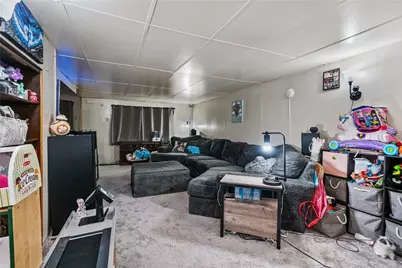 751 Sixth St, Pitcairn, PA 15140 - Photo 5
