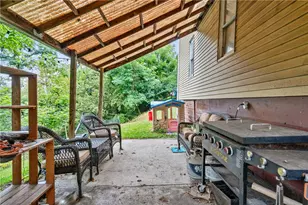 751 Sixth St, Pitcairn, PA 15140 - Photo 13