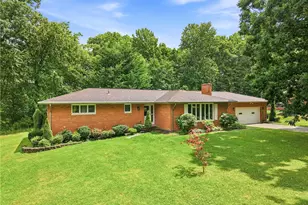 655 Christy Rd, Hermitage, PA 16148 - Photo 1