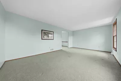 1249 Cairn Dr, Bethel Park, PA 15102 - Photo 5