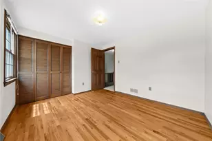 1249 Cairn Dr, Bethel Park, PA 15102 - Photo 23
