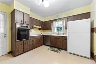 42 Maple Dr, Delmont, PA 15626 - Photo 13