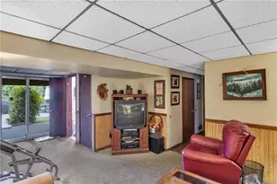 413 Springwood, Verona, PA 15147 - Photo 17