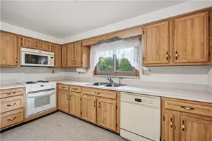 2065 Prospect Rd, Franklin Township, PA 16052 - Photo 5
