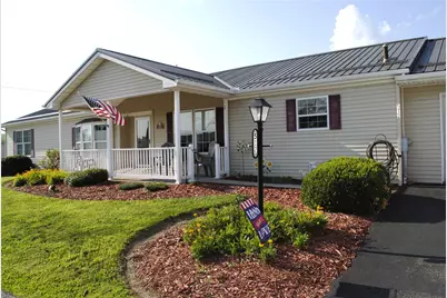 512 Chicory Ln, East Huntington, PA 15666 - Photo 1