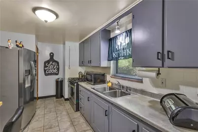2709 Blackridge, Pittsburgh, PA 15235 - Photo 13