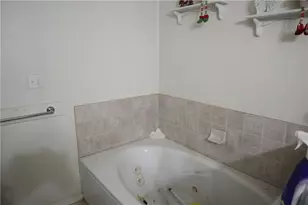 521 Pike Run Dr, W Pike Run Twp, PA 15427 - Photo 17