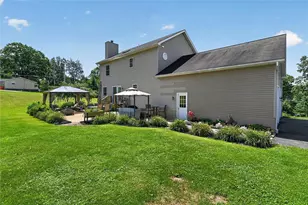 1013 Marshall Heights Rd, Burrel-Blacklick, PA 15717 - Photo 5