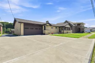 458 Bow St, Stockdale, PA 15483 - Photo 1